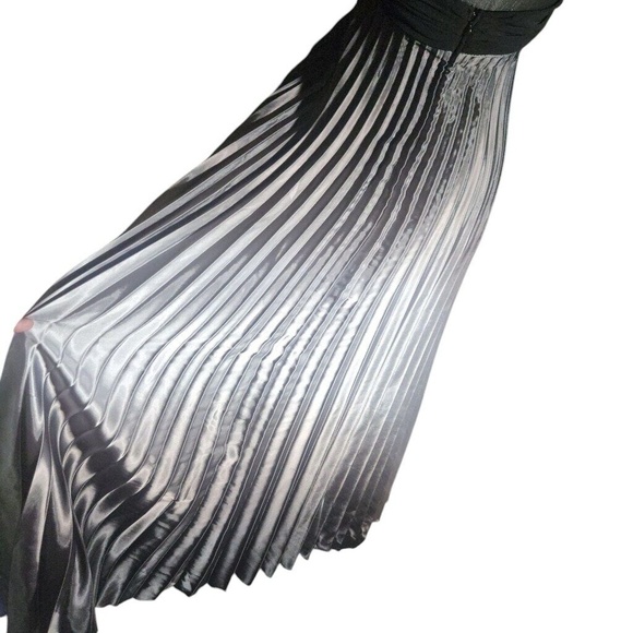 Betsy & Adam Womens Maxi Dress Size 6 Black Silver - Picture 7 of 12